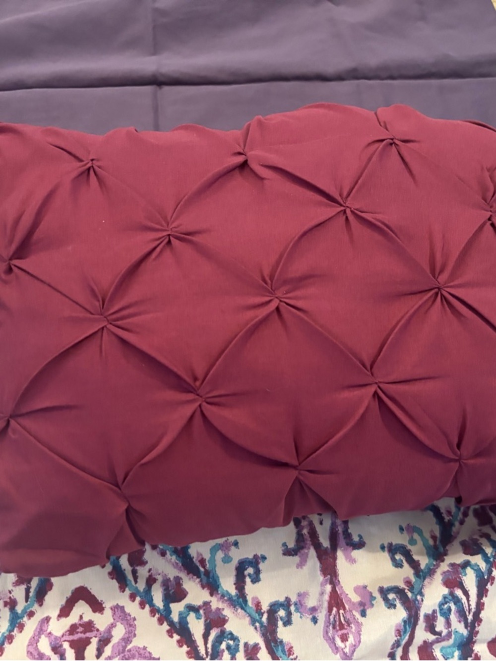 Perfect Condition! Bedding Set for Dorm Room (Twin XL) - Picture 10 of 13